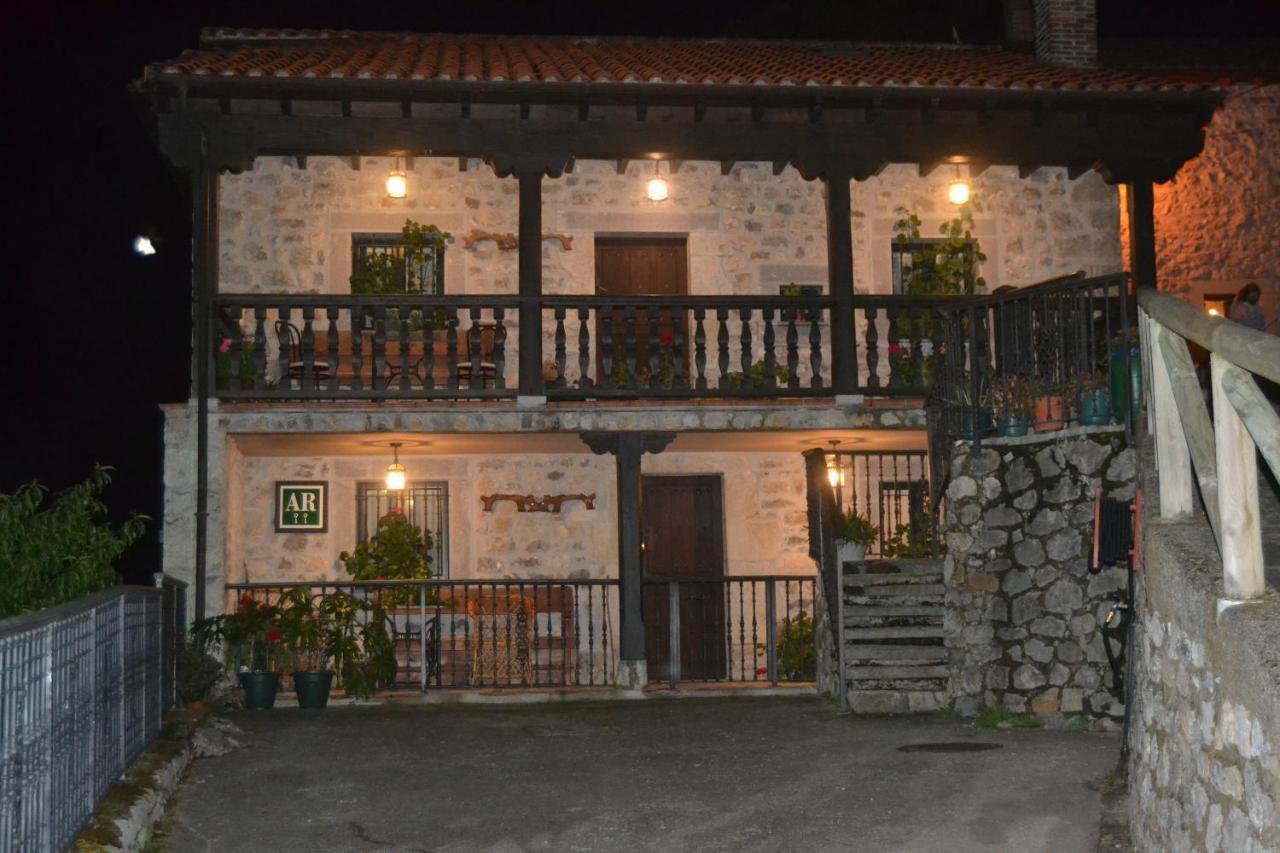 El Portal Del Abuelo Apartamento Arenas De Cabrales Exterior foto