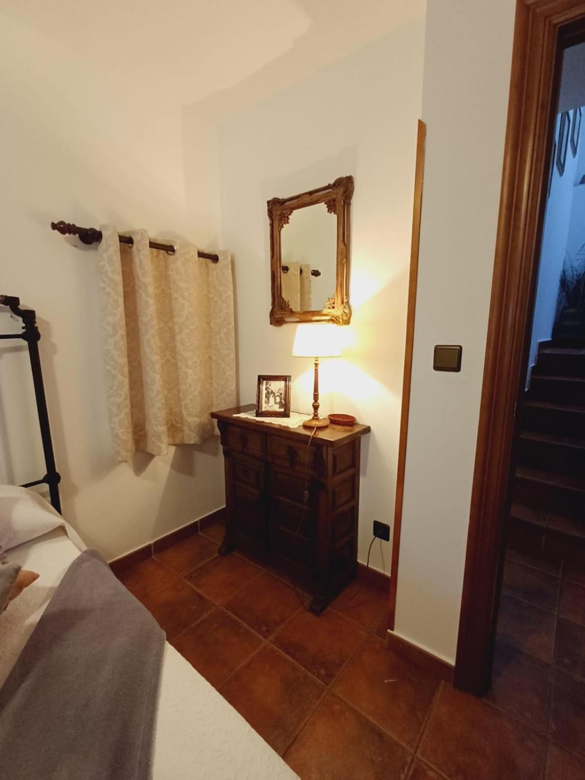 El Portal Del Abuelo Apartamento Arenas De Cabrales Exterior foto