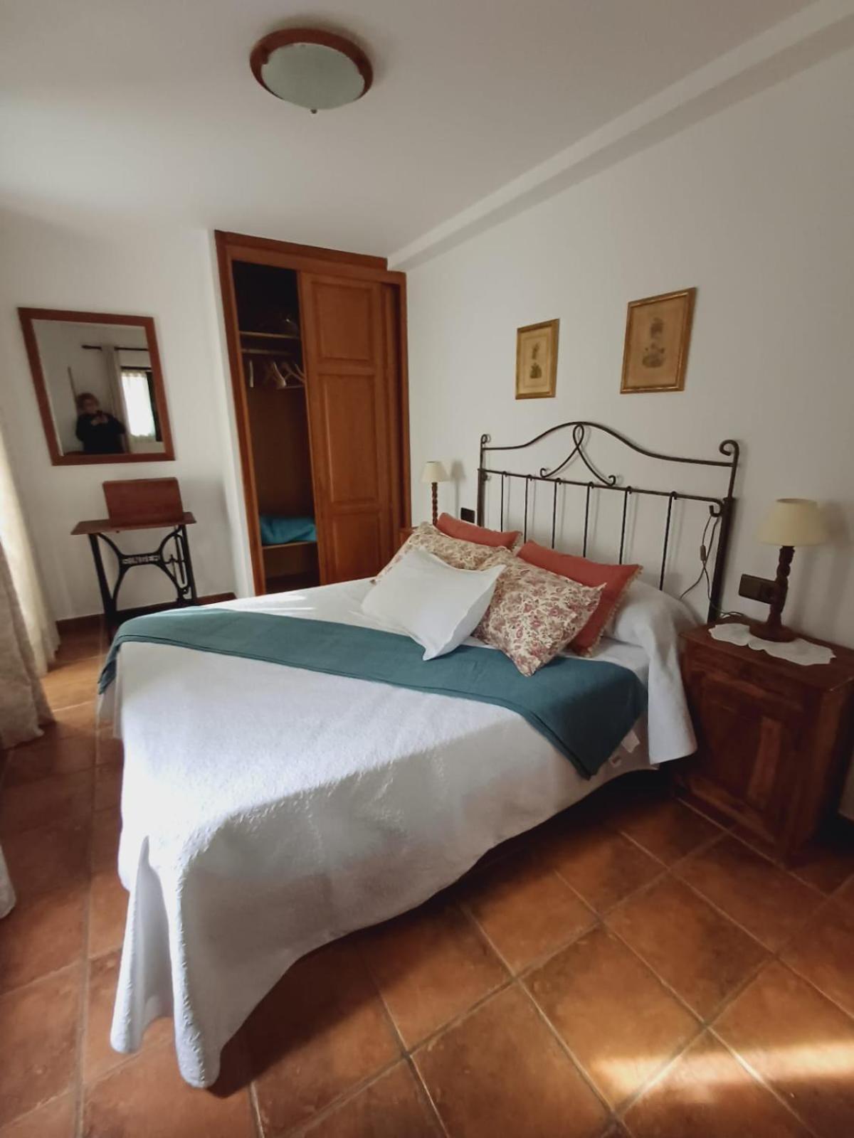 El Portal Del Abuelo Apartamento Arenas De Cabrales Exterior foto
