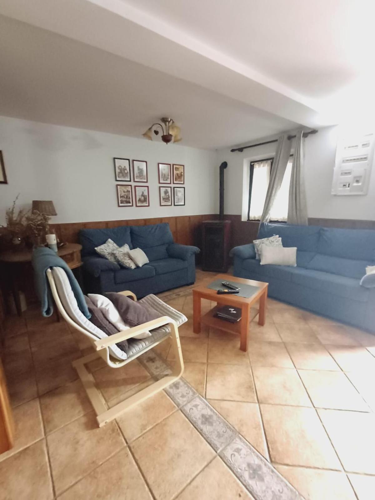 El Portal Del Abuelo Apartamento Arenas De Cabrales Exterior foto